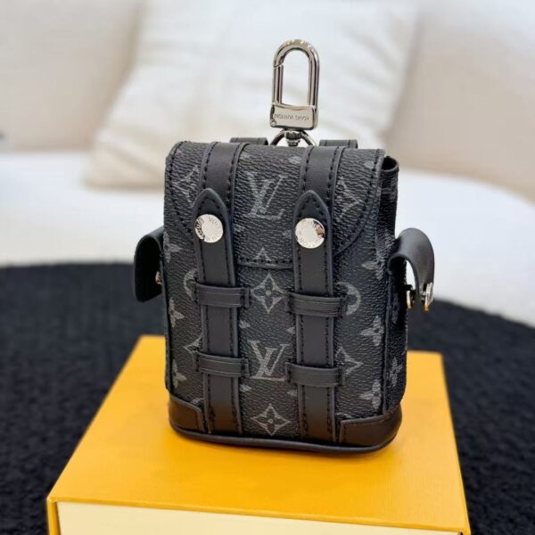 Black leather mini bag with buckle design