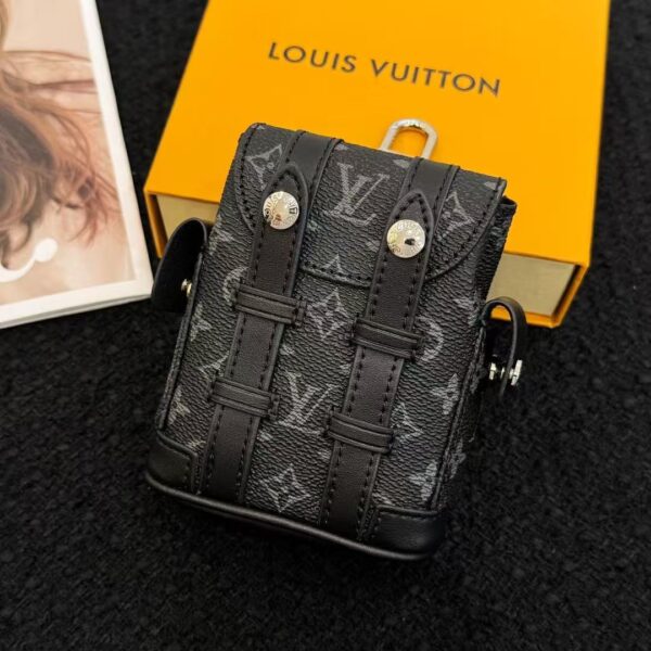 Black leather mini bag with buckle design